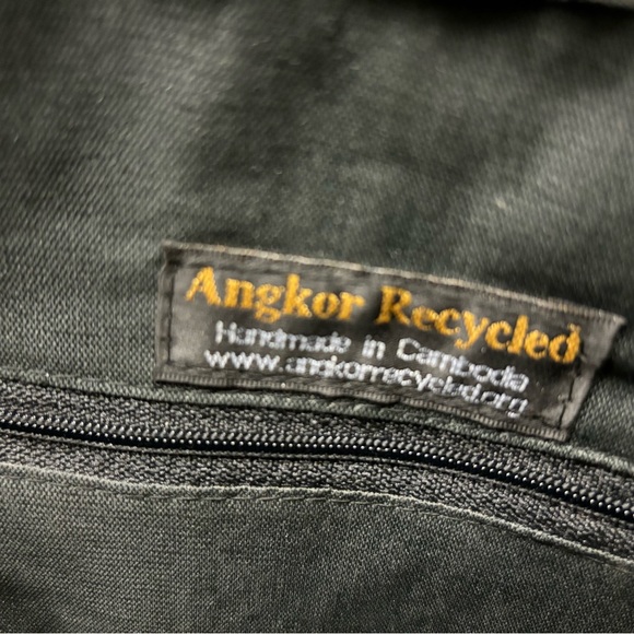 ANGKOR RECYCLED Pig Crossbody unused bag from Cambodia. - Picture 5 of 8